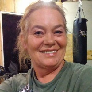 Meet your Posher, Debbie